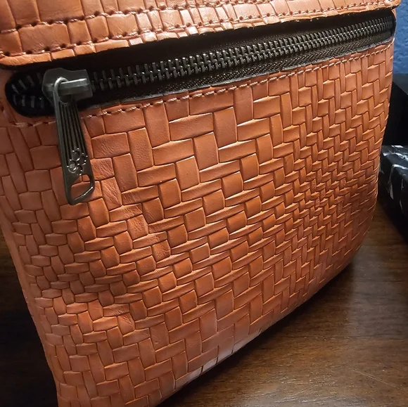 Patricia Nash Crossbody - Picture 5 of 12